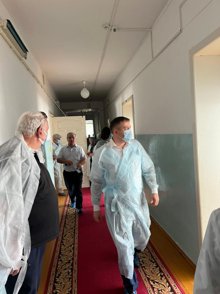 Мурад Казиев ознакомился с состоянием медицинских учреждений Буйнакска